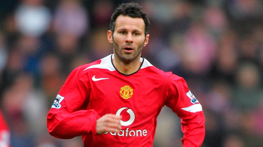 Imagem mostra jogador Ryan Giggs