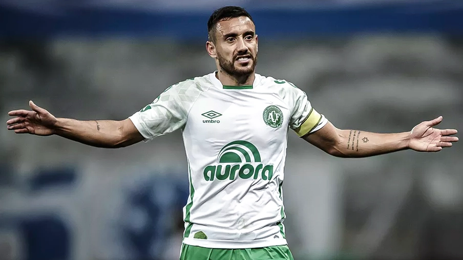 Imagem mostra jogador Alan Ruschel