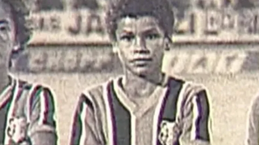 Imagem mostra jogador Rivaldo