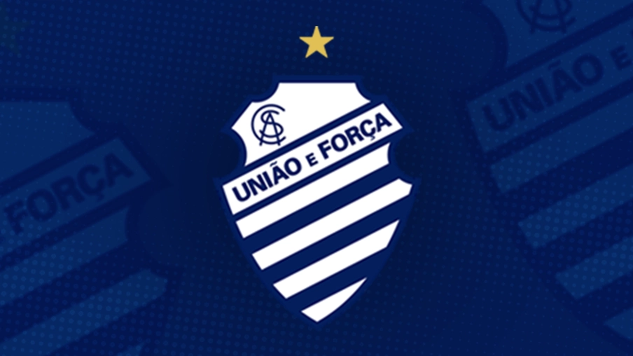 Imagem mostra escudo do CSA